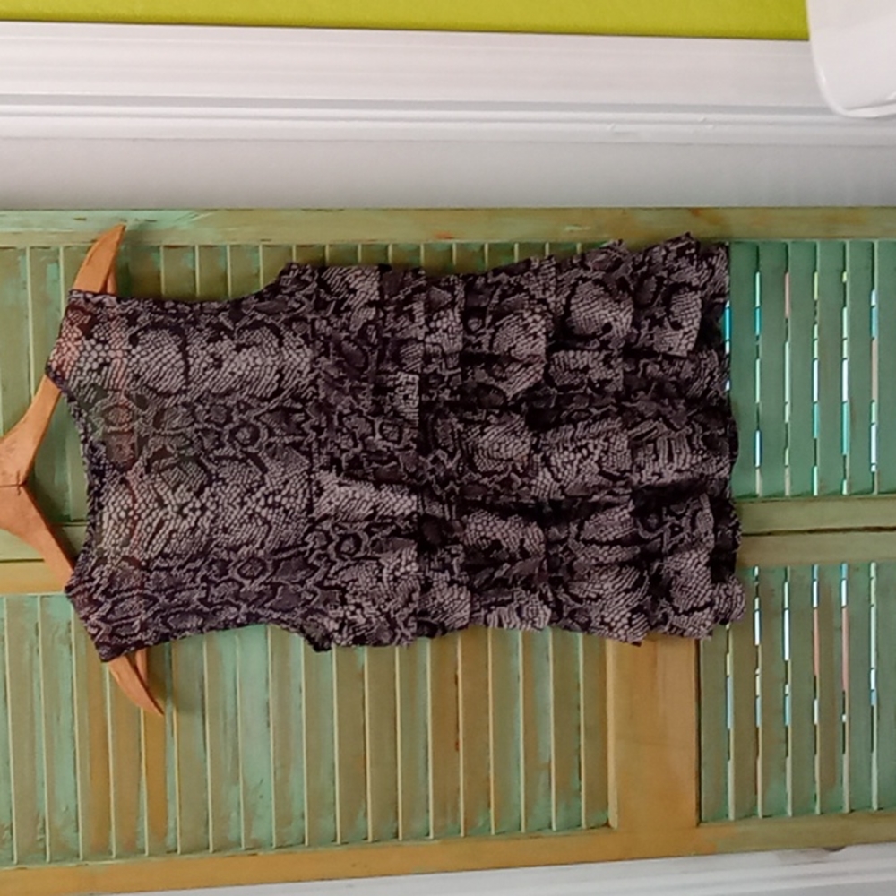 I- N- C Black and beige Sleeveless. Layered Ruffled front. Scoop neck.